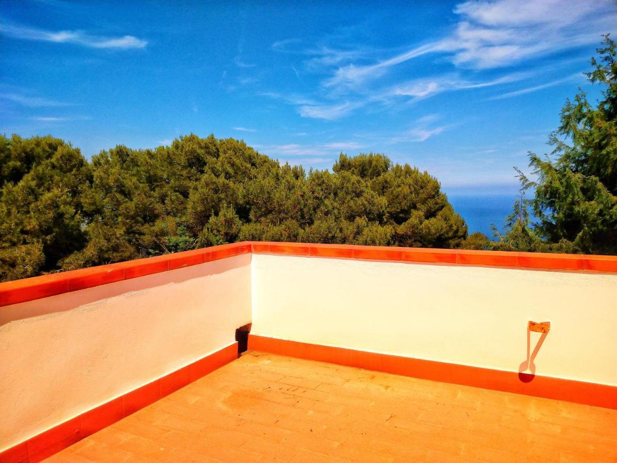 דיאנו מרינה Torre Alpicella Holiday Home, A Scenic Escape Into Nature And Relaxation מראה חיצוני תמונה