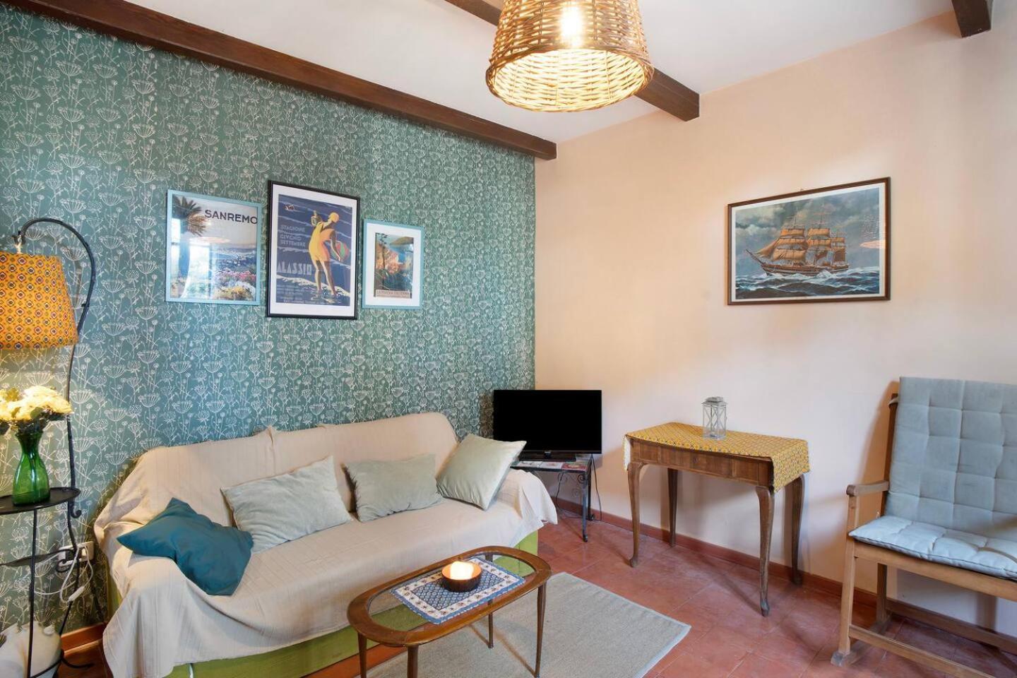 דיאנו מרינה Torre Alpicella Holiday Home, A Scenic Escape Into Nature And Relaxation מראה חיצוני תמונה