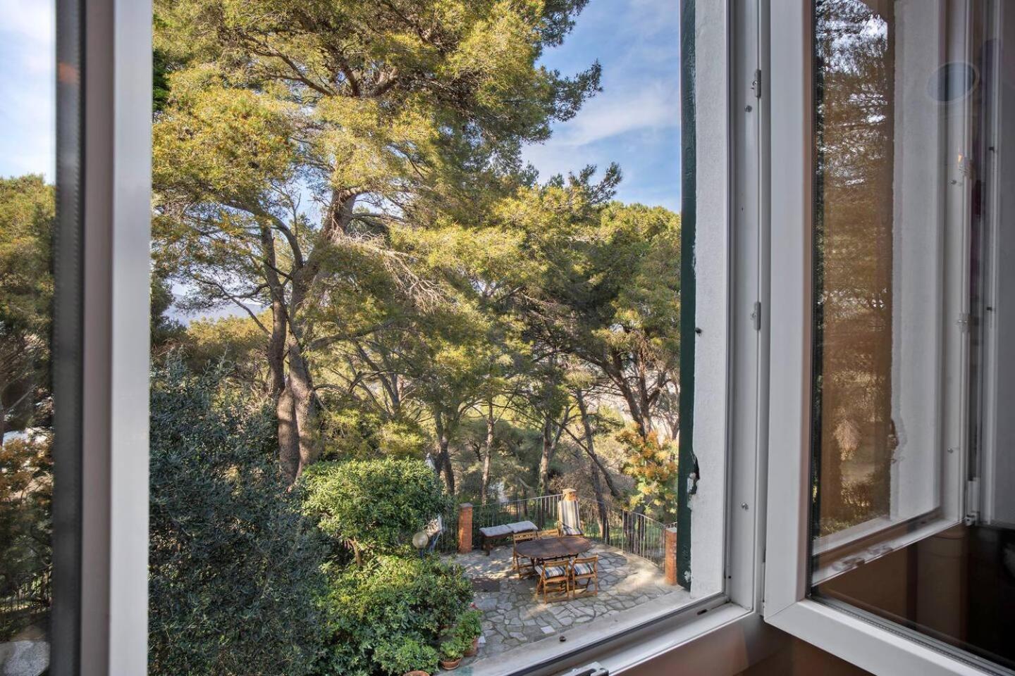 דיאנו מרינה Torre Alpicella Holiday Home, A Scenic Escape Into Nature And Relaxation מראה חיצוני תמונה